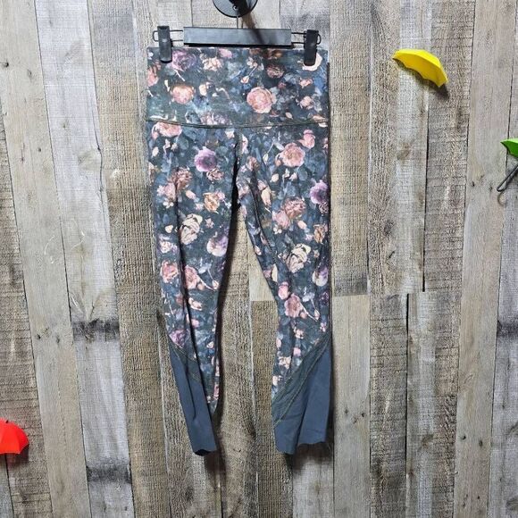 Lululemon Wunder Under Crop II Leggings Special Edition Scallop Frosted Rose Mel - Picture 2 of 6